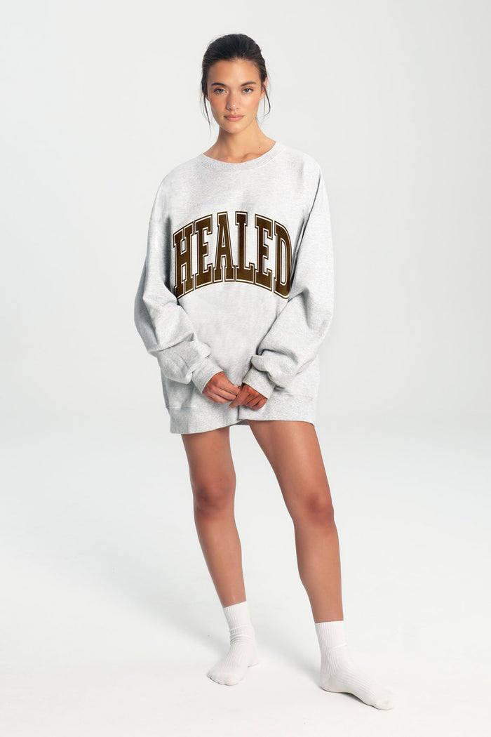 HEALED SWEATSHIRT LT HEATHER GREY/ CHOCOLATE