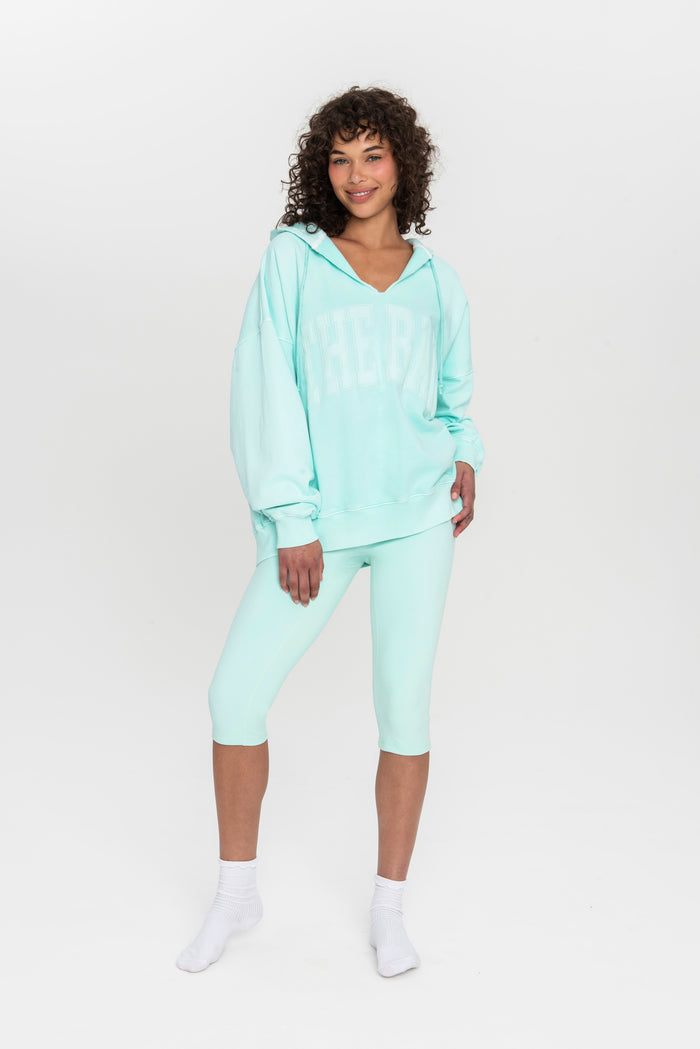 The Bar Split neck hoody mint