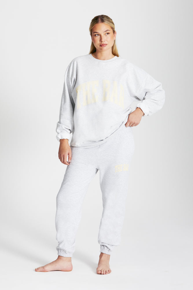 
                  
                    Load image into Gallery viewer, VARSITY SWEATPANTS LT HEATHER GREY
                  
                