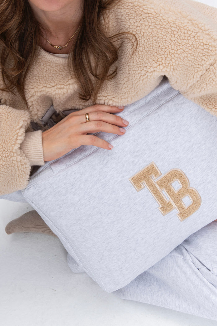 VARSITY POUCH/PACKING CUBE LT HEATHER GREY/NUDE